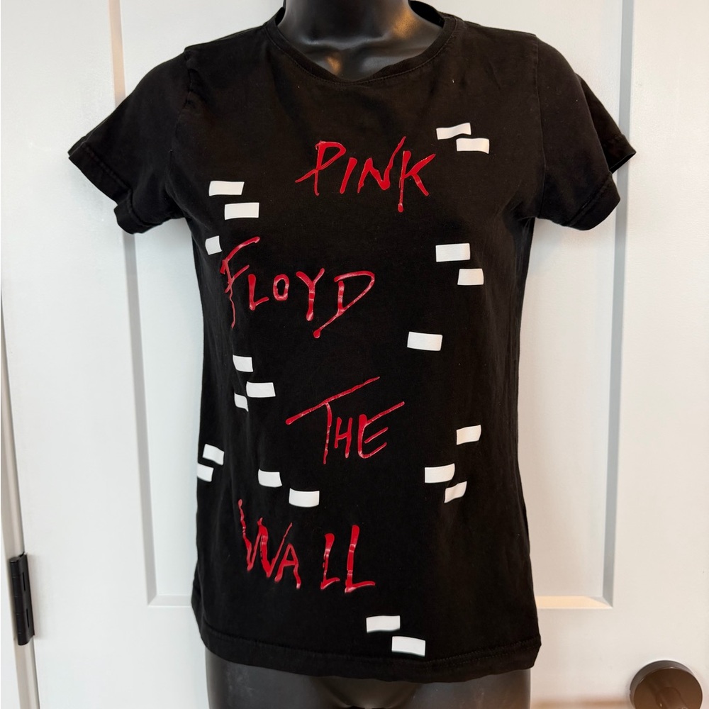 PINK FLOYD BAND CONCERT TEE Iconic vintage retro musicians! 100 percent cotton